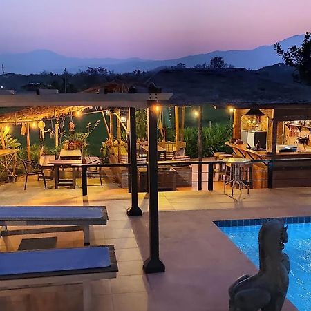 Country Retreat Mae Rim Exterior foto